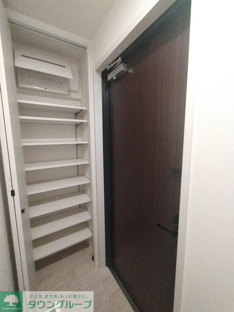 玄関　収納