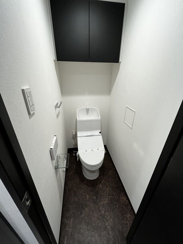 東京メトロ銀座線 稲荷町駅 徒歩4分 12階建 築9年のトイレ写真