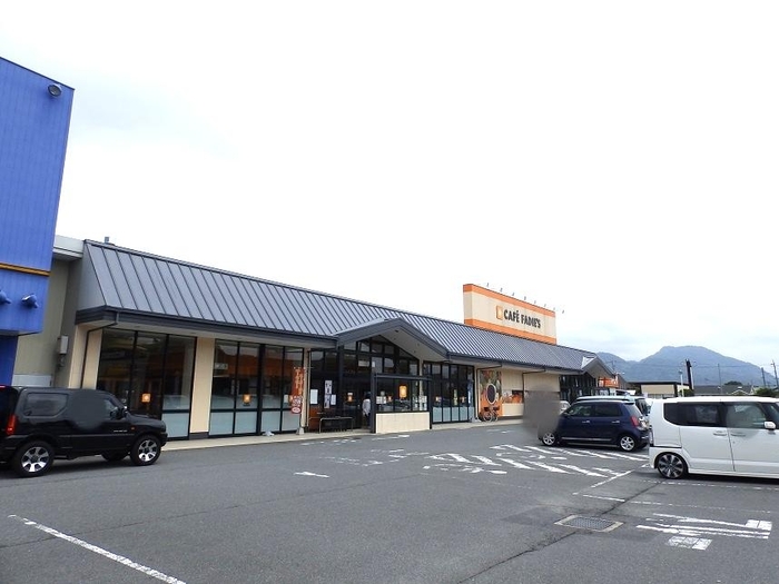 スーパー　カフェファディ山口店（スーパー）まで452m