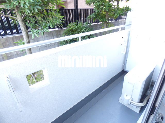 バルコニー　日当たり良好のベランダです