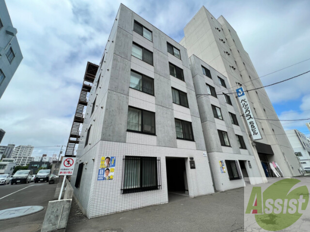 建物外観　札幌市中央区北５条西「ＳＥＲＥＮＥ　ＧＡＲＤＥＮ桑園」