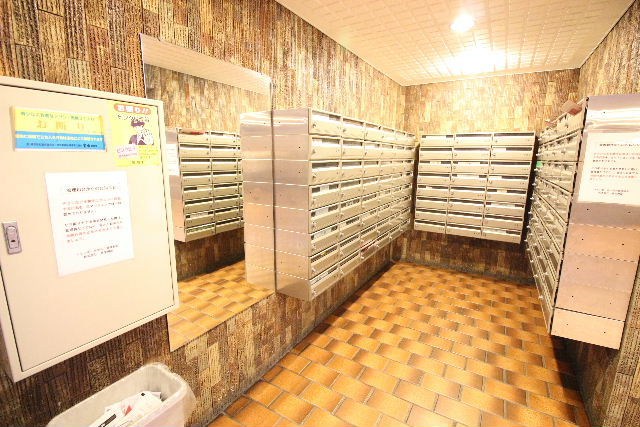 シャンボール小石川の外観写真