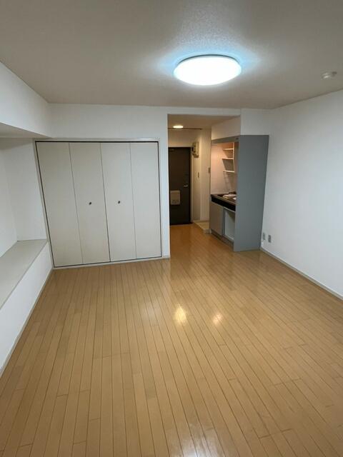 京王線 代田橋駅 徒歩6分 5階建 築36年の居間写真