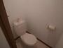 トイレ　程よい広さのトイレなので居心地が良くなって出れなくなるかも！