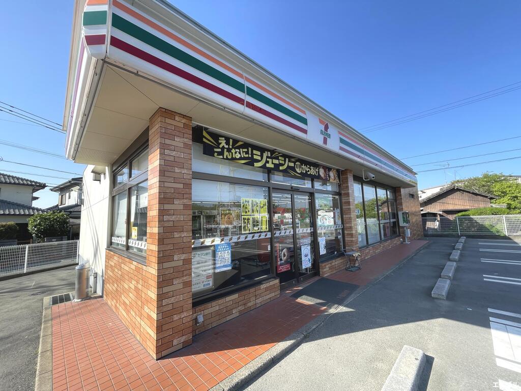 コンビニ　セブンイレブン筑紫野岡田店（コンビニ）まで853m