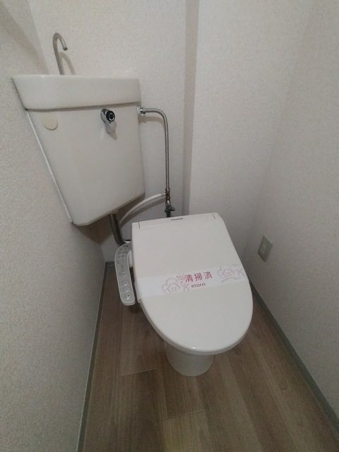 アベニュージンのトイレ写真