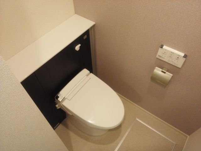 ヒルサイドハウスのトイレ写真