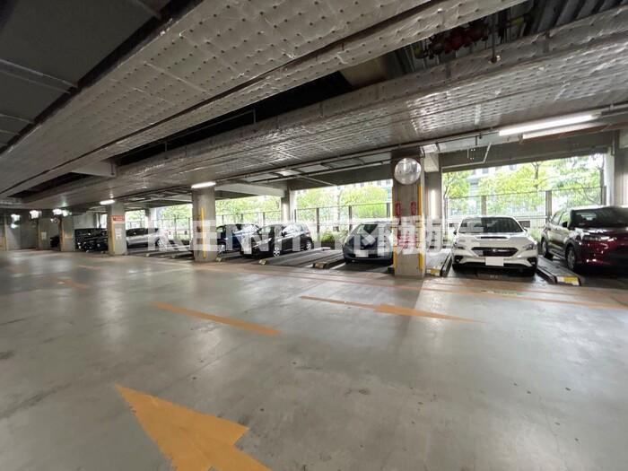 駐車場　カースペースがあります