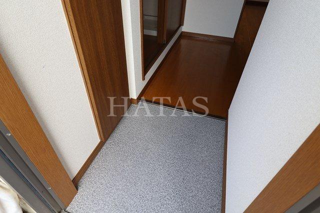 アンプルール リーブル チアフルBの玄関写真