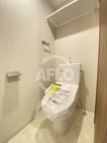 トイレ　エステムコート大阪・弁天町　温水洗浄便座