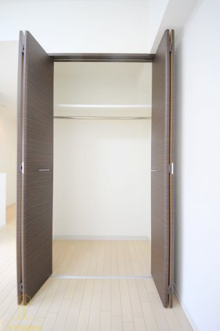 収納　エスライズ梅田北