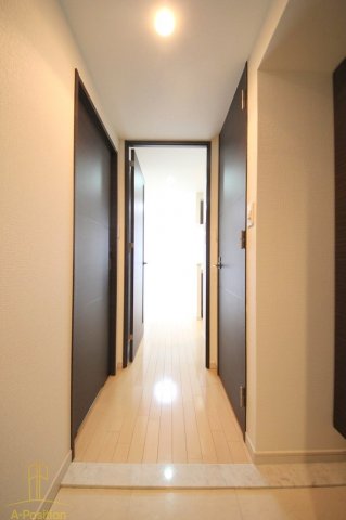 玄関　エスライズ梅田北