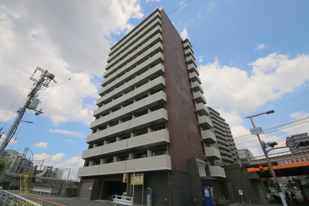 建物外観　エスライズ梅田北