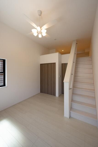 居室・リビング　同タイプ施工例