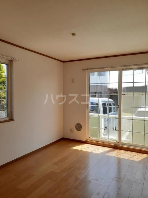 サンクローレIIの居間写真
