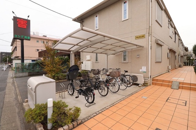 その他　屋根付自転車駐輪場