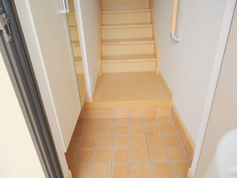 玄関　階段