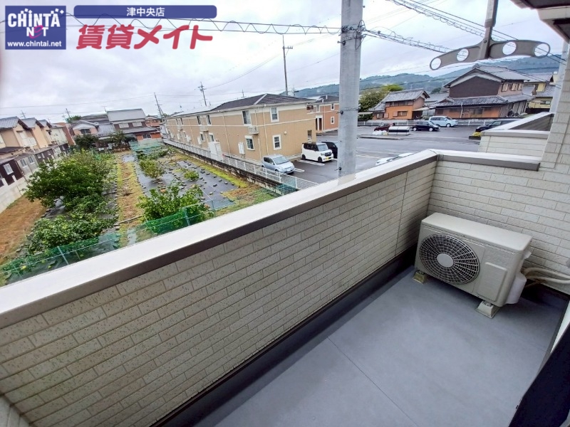 バルコニー　反転タイプ写真