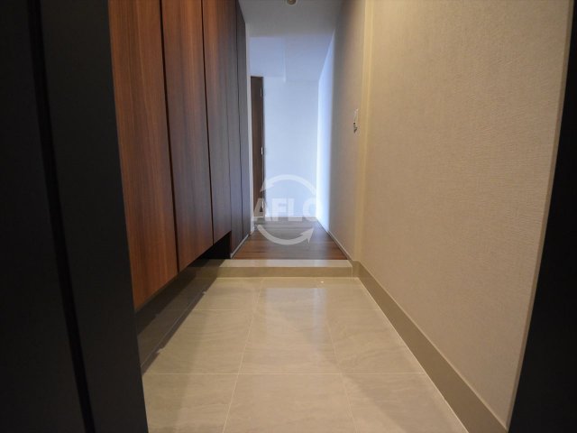 玄関　プラウドタワー北浜　玄関