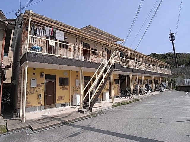 奈良県天理市豊井町（アパート）の賃貸物件の外観