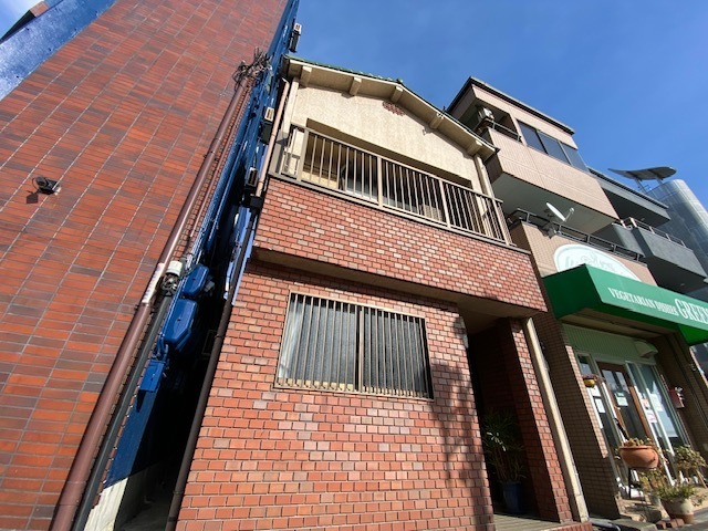大阪港店舗付住宅の建物外観