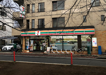 コンビニ　セブンイレブン花園店（コンビニ）まで575m