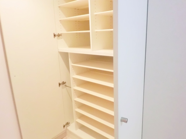 玄関　大型シューズＢＯＸ