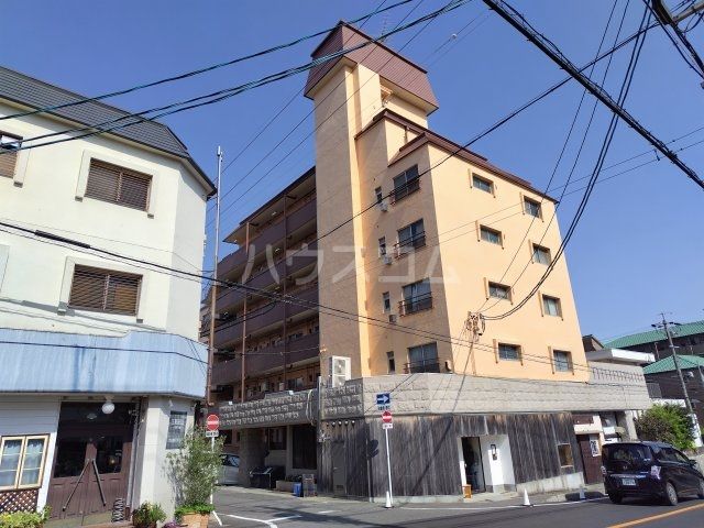 名古屋市名東区高社のマンションの建物外観