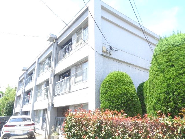 小金井市前原町のマンションの建物外観