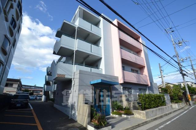 尼崎市口田中のマンションの建物外観