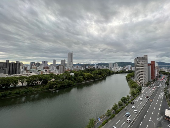 【広島市南区大須賀町のマンションの眺望】