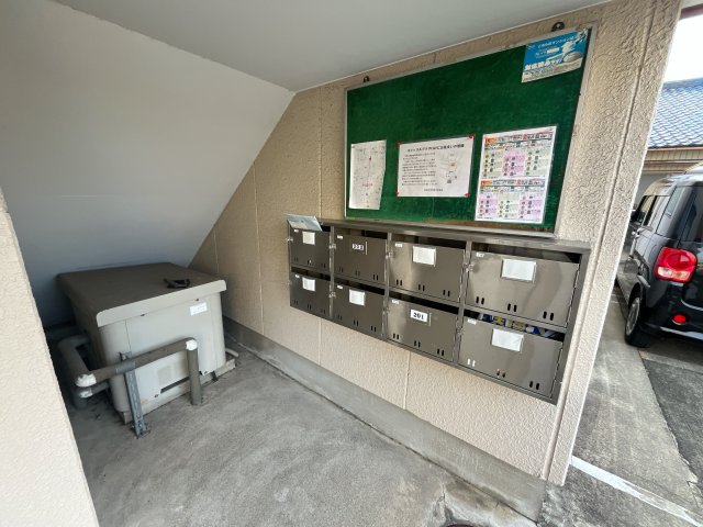 【小牧市藤島町居屋敷のマンションのその他】