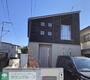 鴻巣駅より徒歩9分 築17年2ヶ月 2階建の賃貸物件