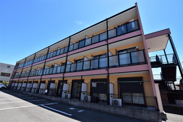 堺市中区深井畑山町のマンションの建物外観