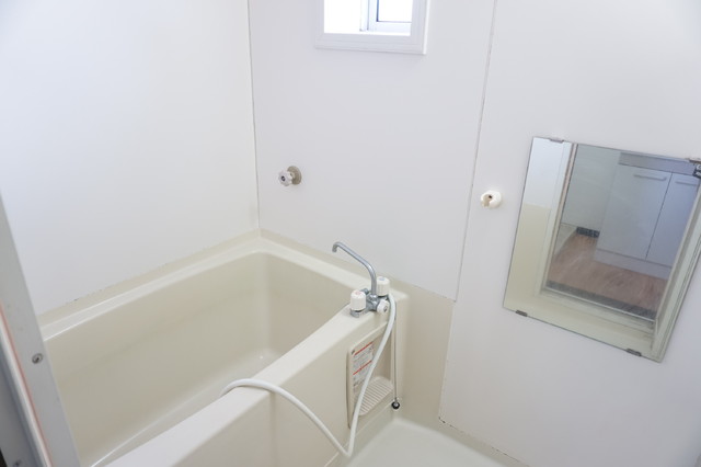 バス・シャワールーム　浴室