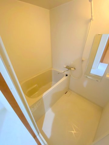 バス・シャワールーム　日々の暮らしに欠かせないお風呂です