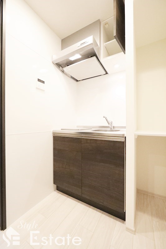 キッチン　システムキッチン・IHコンロ