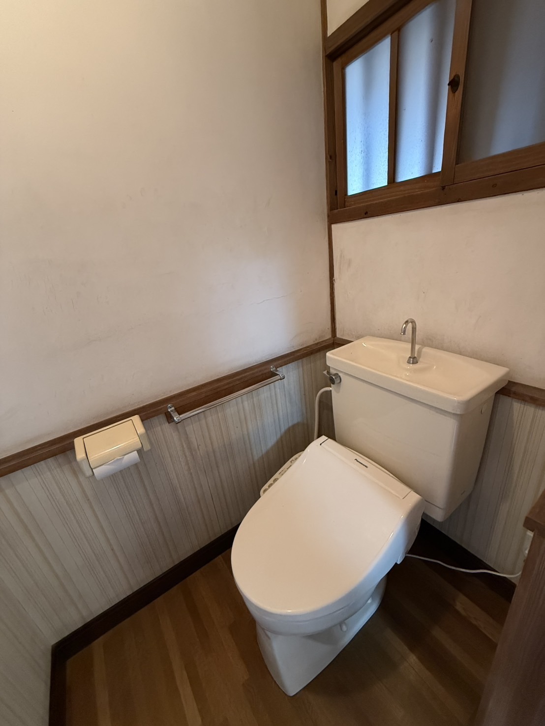 和田2丁目貸家のトイレ写真