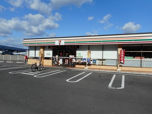コンビニ　セブンイレブン津田浜之町店様（コンビニ）まで850m