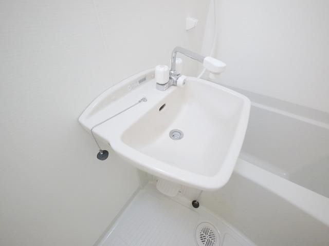 洗面設備　同一タイプです