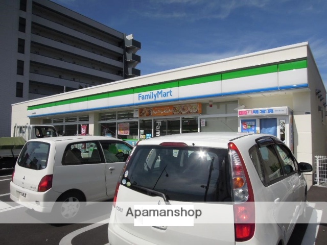 コンビニ　ファミリーマート岡山新屋敷店（コンビニ）まで454m