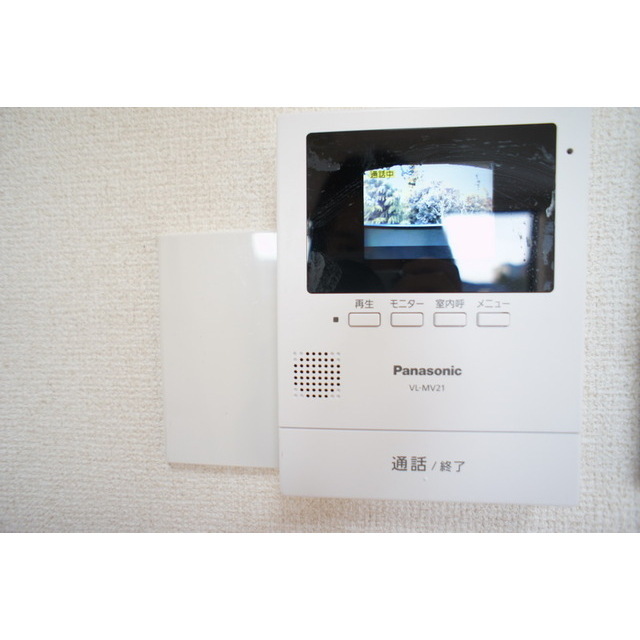 セキュリティ　ＴＶモニタ付インタホンでセキュリティ面に