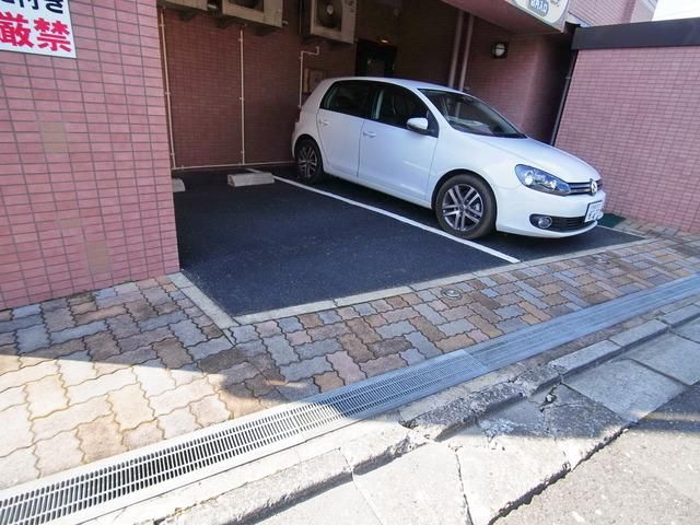 駐車場　♪駐車場は少しはなれた場所となります