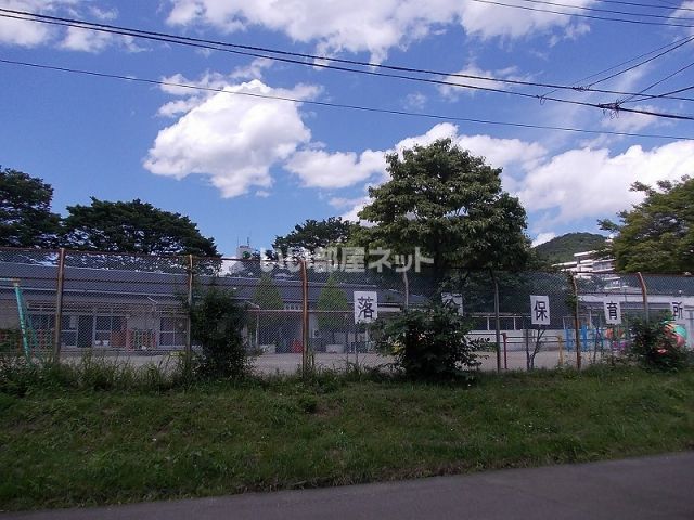 幼稚園・保育園　落合保育所（幼稚園・保育園）まで576m