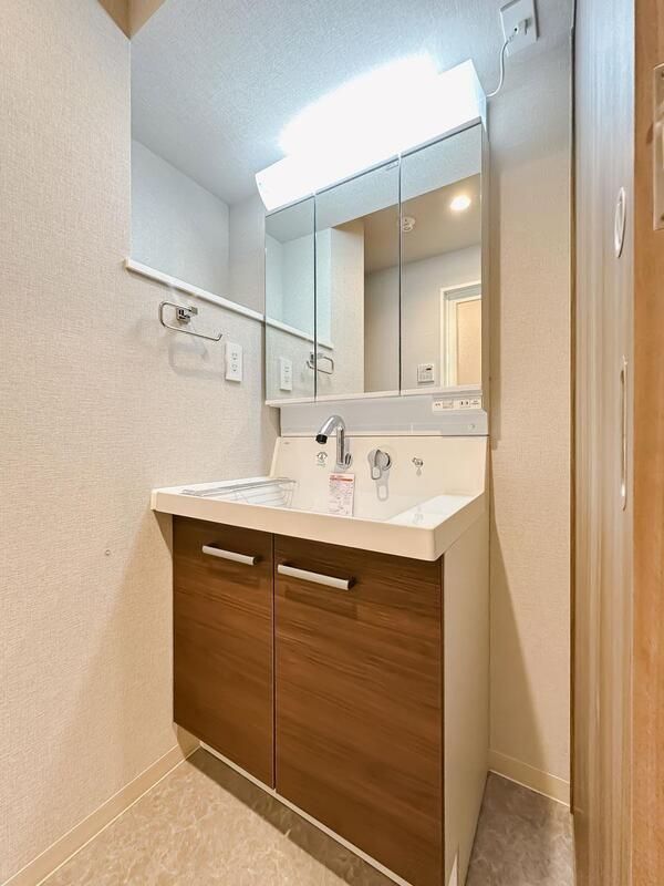 洗面設備　☆嬉しい独立洗面台☆