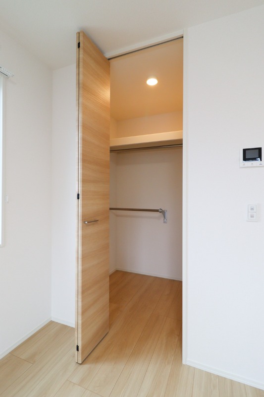 収納　図面と現状に相違がある場合には現状を優先