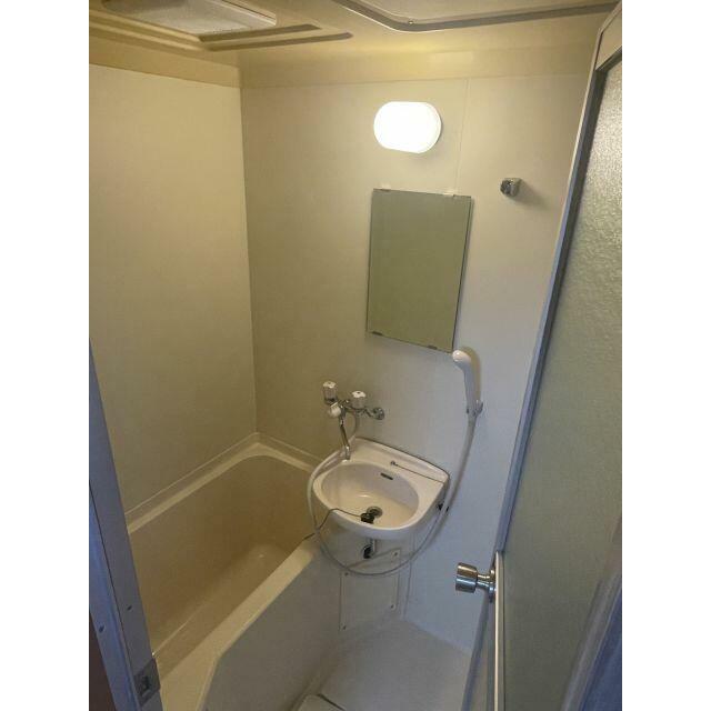 バス・シャワールーム　バス・トイレ別