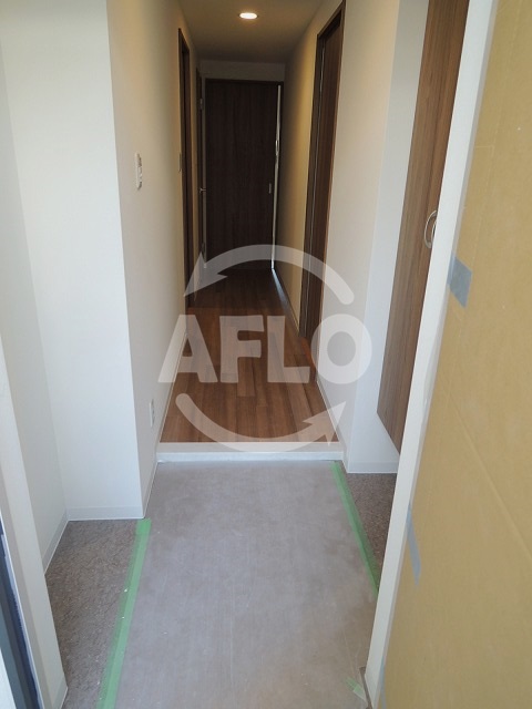 玄関　アベニール四天王寺　玄関