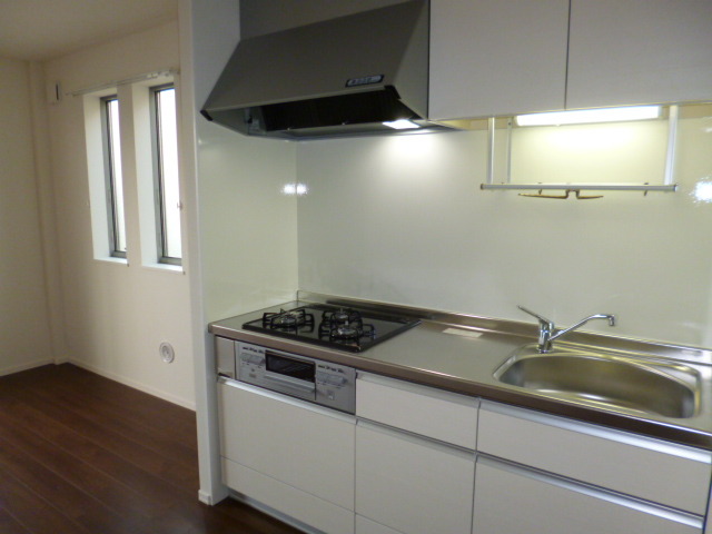 キッチン　★グリル付ガス３口システムキッチン★