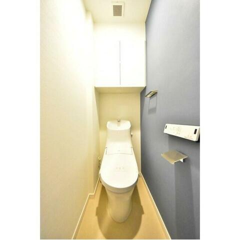 トイレ　嬉しい個室温水洗浄便座♪